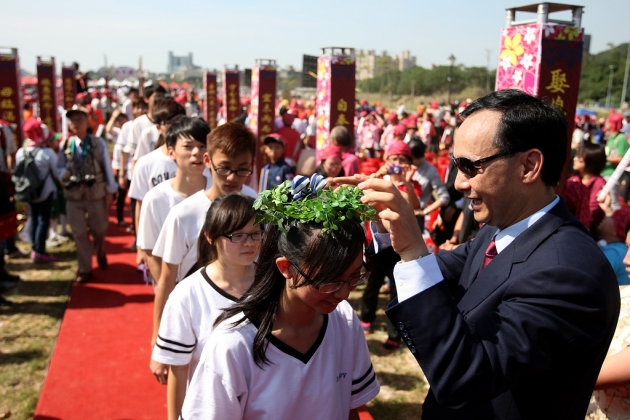 金氏人口数量_下表是红星小学和光明小学学生 近视眼 人数统计(2)